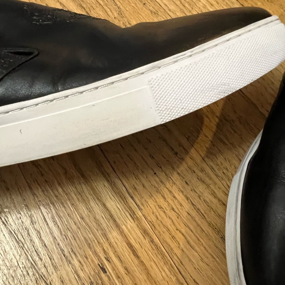 Robert Graham Embossed Skull Leather Shoes - Picture 5 of 16